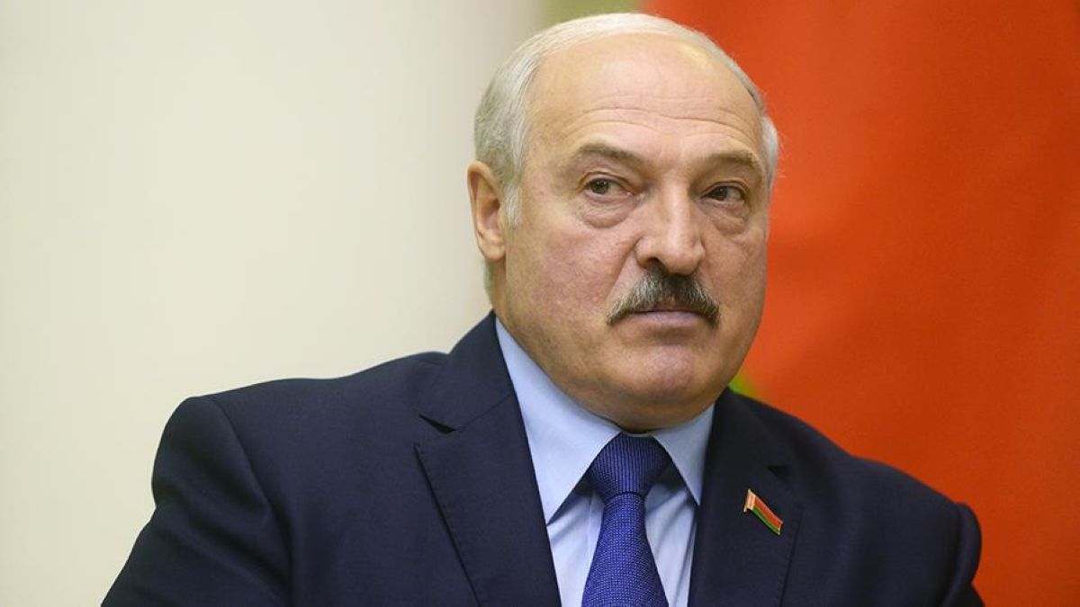 Лукашенко Беларусь үкіметін отставкаға жіберді