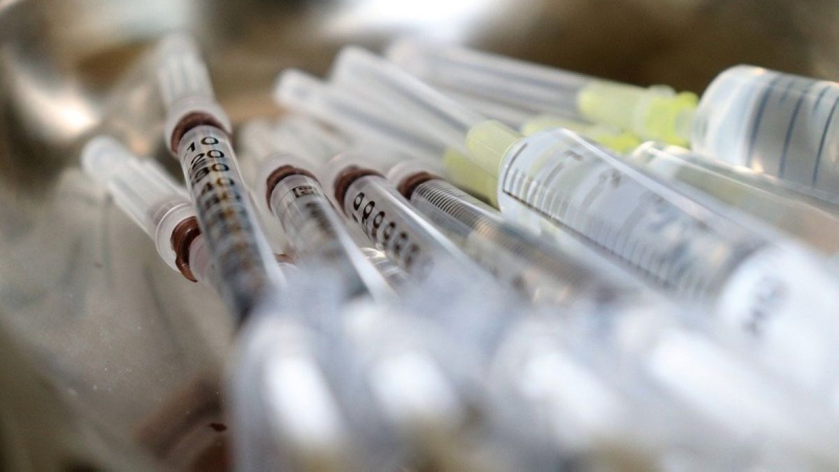 Түркияда 5 миллион адамға қытайлық вакцина егіледі