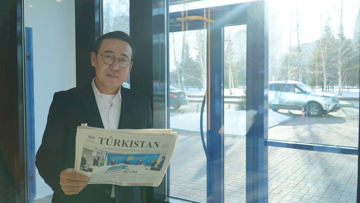Túrkistan газетінің №47 санына Жасұлан Айсағали шолу жасады