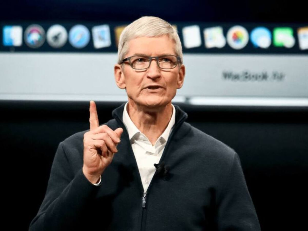 Apple басшысы 2020 жылы қанша табыс тапқаны белгілі болды