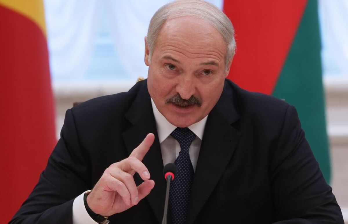 Лукашенко қарсыластарының президенттікке асықпағаны жөн екенін айтты