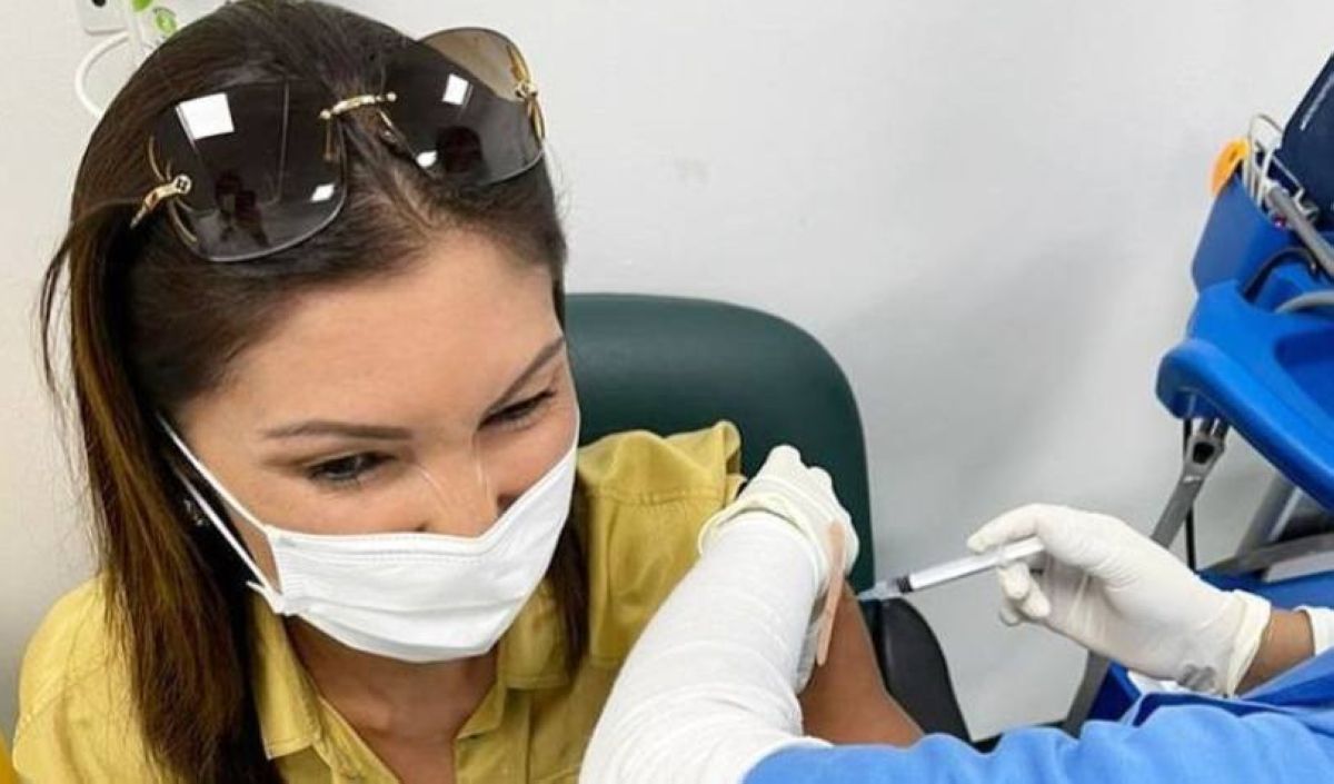 Әлия Назарбаева қандай вакцина салдырғанын айтты