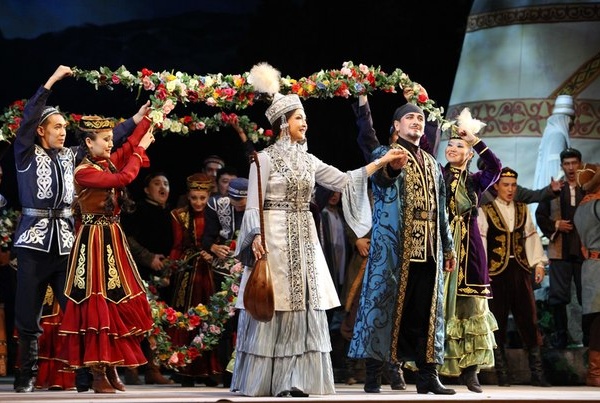 Аман ҚҰЛБАЕВ: Қазақ театры – дара тұлғалалардың қарашаңырағы