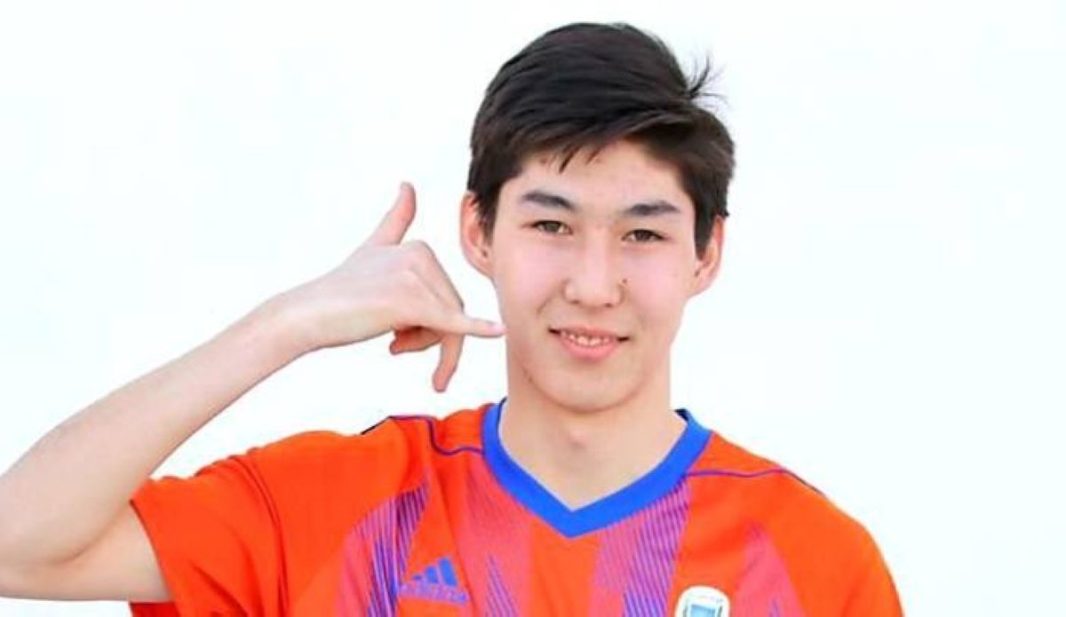 Жиырма жастағы қазақстандық футболшы еуропалық клубпен келісімшарт жасасты