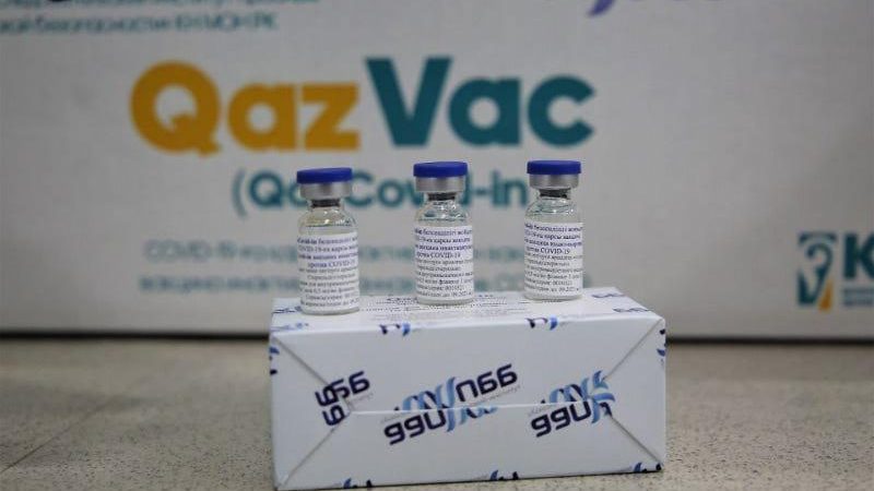 Норвегияда QazVac вакцинасының ерекшелігі туралы айтылуда