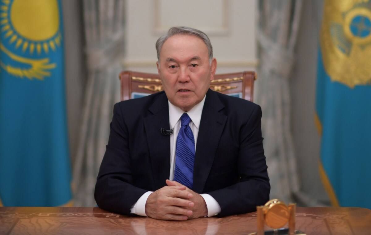 Нұрсұлтан Назарбаев Түрікменстан Президентіне көңіл айтты
