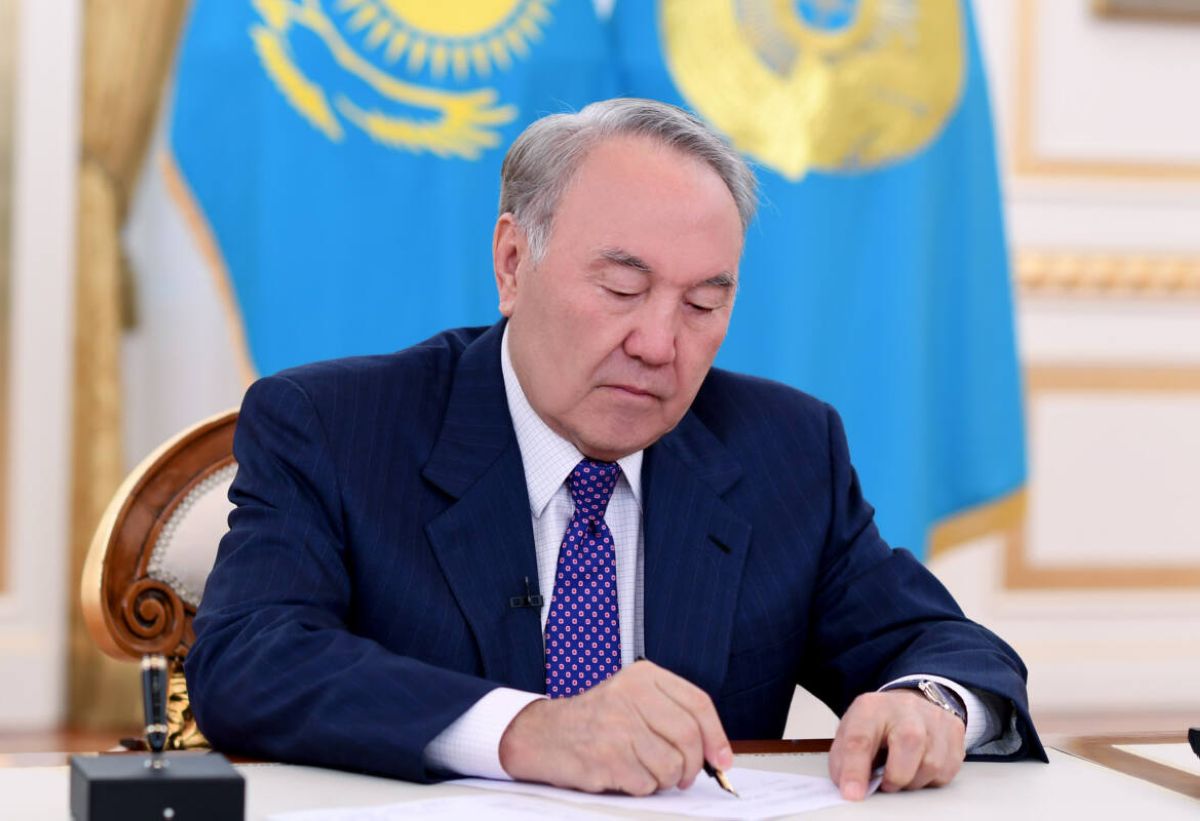 Нұрсұлтан Назарбаевтың шешімімен бірқатар қызметкер жаңа лауазымға тағайындалды