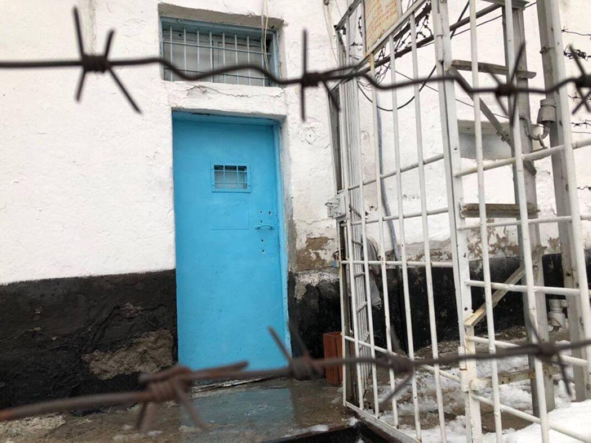 Сәтпаев қаласында 5 жасар қызға зәбір көрсеткен ерлі-зайыпты педофилдерге үкім шықты