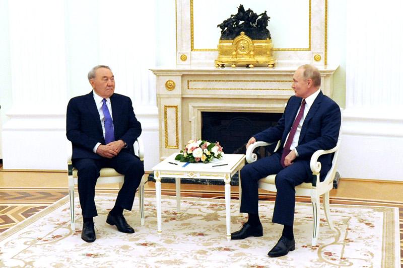 Назарбаев пен Путин келіссөзі: Кенесары ханның сүйегі елге қайтарылады