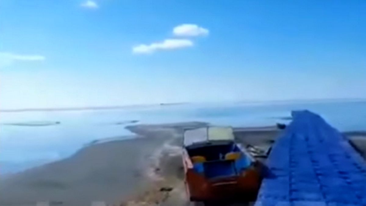 "Кендірлі" демалыс базасы орналасқан аумақта Каспий теңізі тартылып жатыр