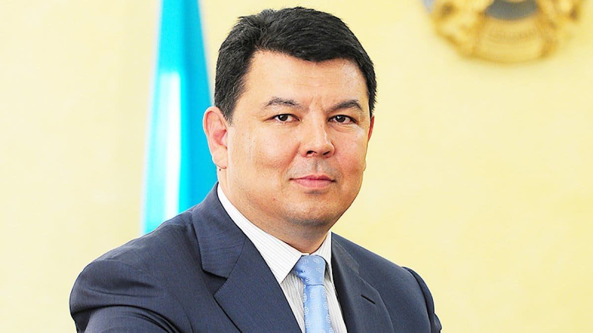 Қанат Бозымбаев Алматы облысының әкімі болып тағайындалды