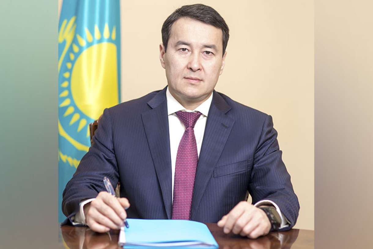 Әлихан Смайылов Премьер-министр қызметіне тағайындалды