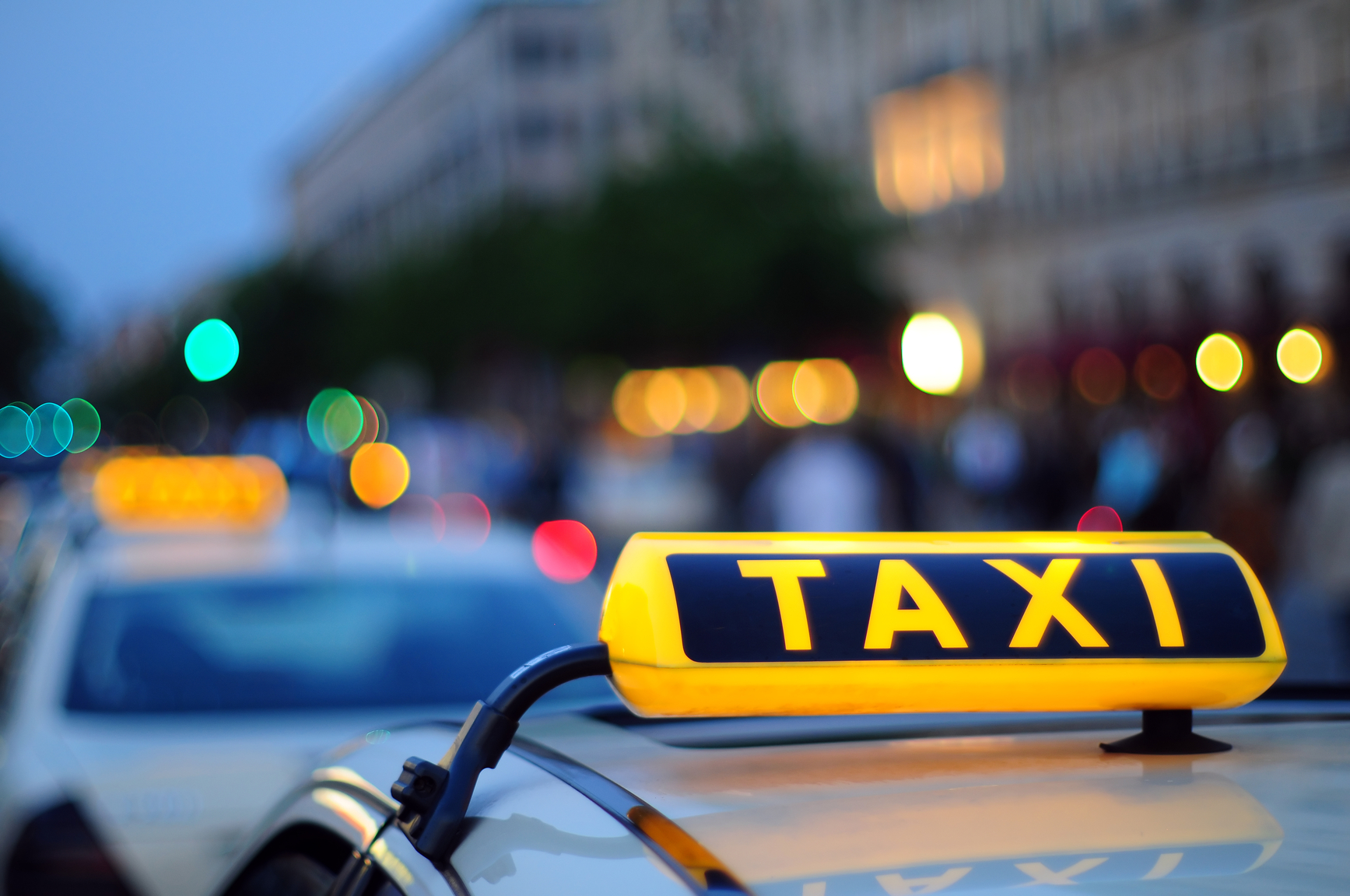 Елордада 21 шетелдік такси қызметімен заңсыз айналысқан