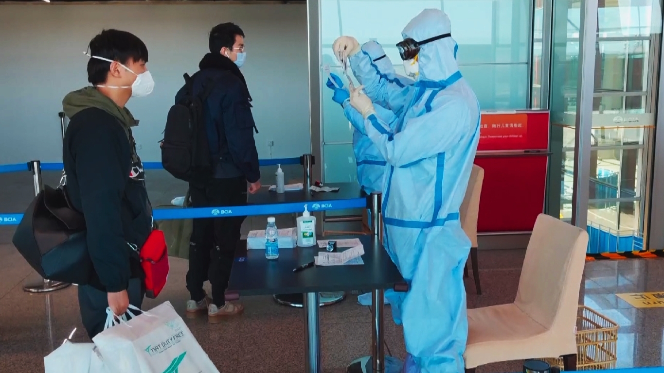 Қытайда коронавирус қайта өршіп, қатаң карантин режимі басталды