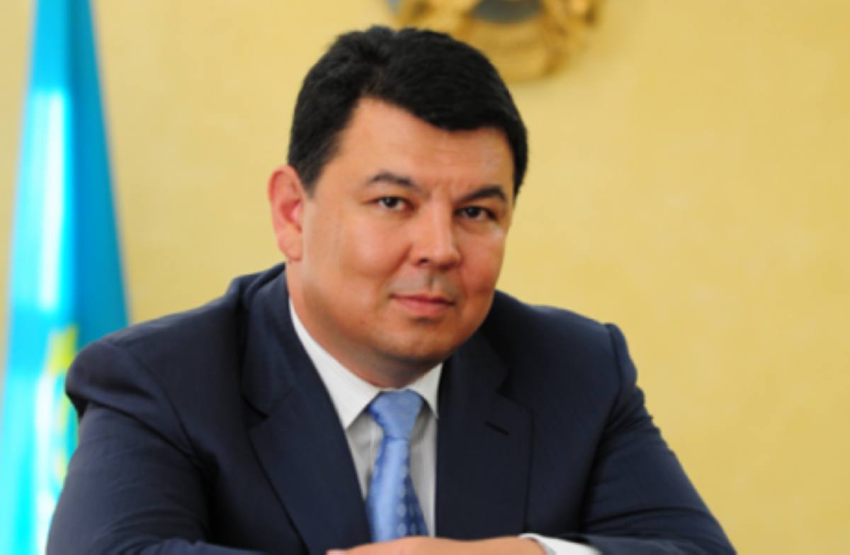 Қанат Бозымбаев Президент көмекшісі болып тағайындалды