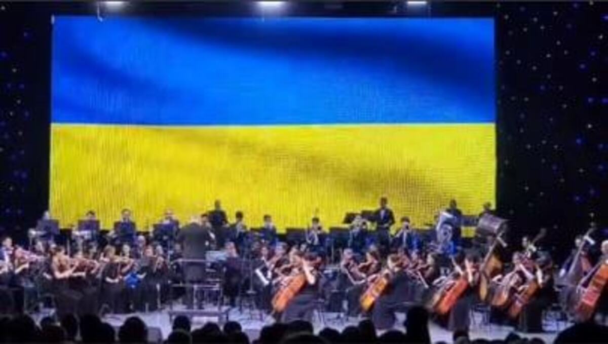 Қазақ оркестрі ойнаған әнұран украиналықтарды тәнті етті (ВИДЕО)
