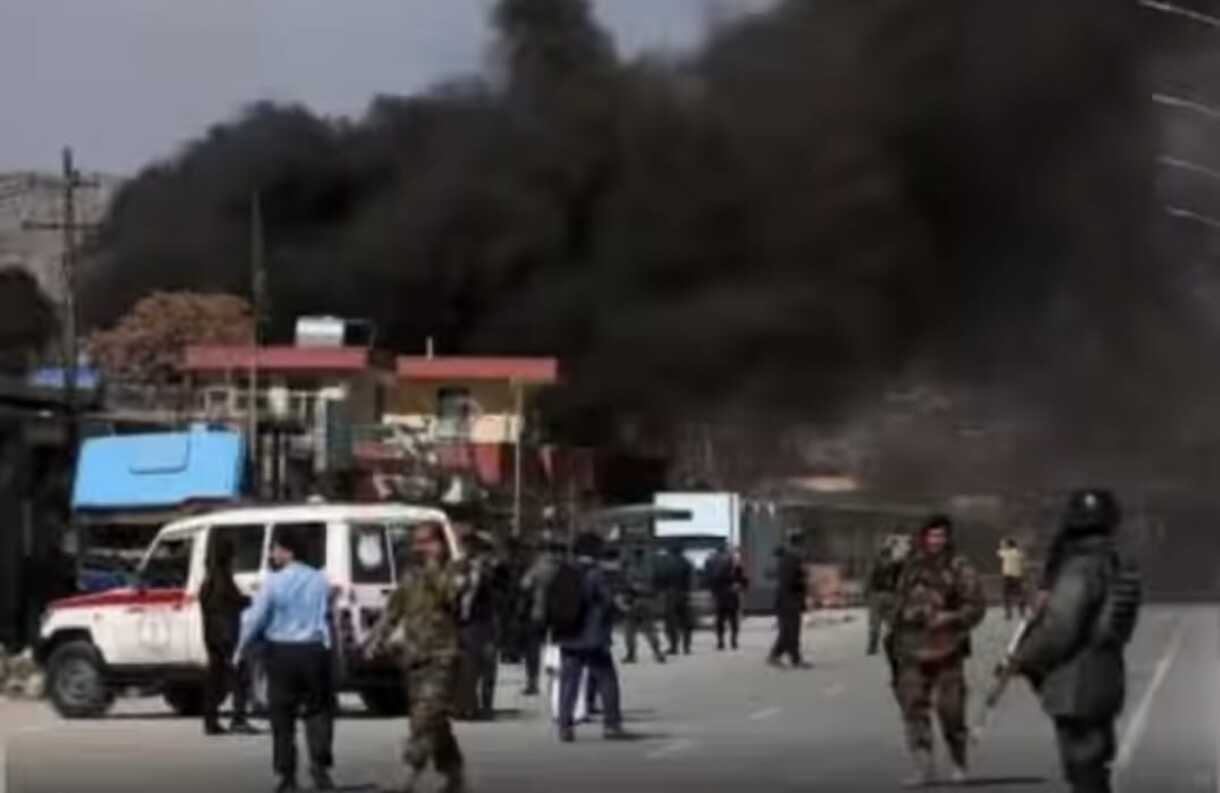 Жұма намаздағы жарылыс: Кабул мешітінде 50 адам қаза тапты