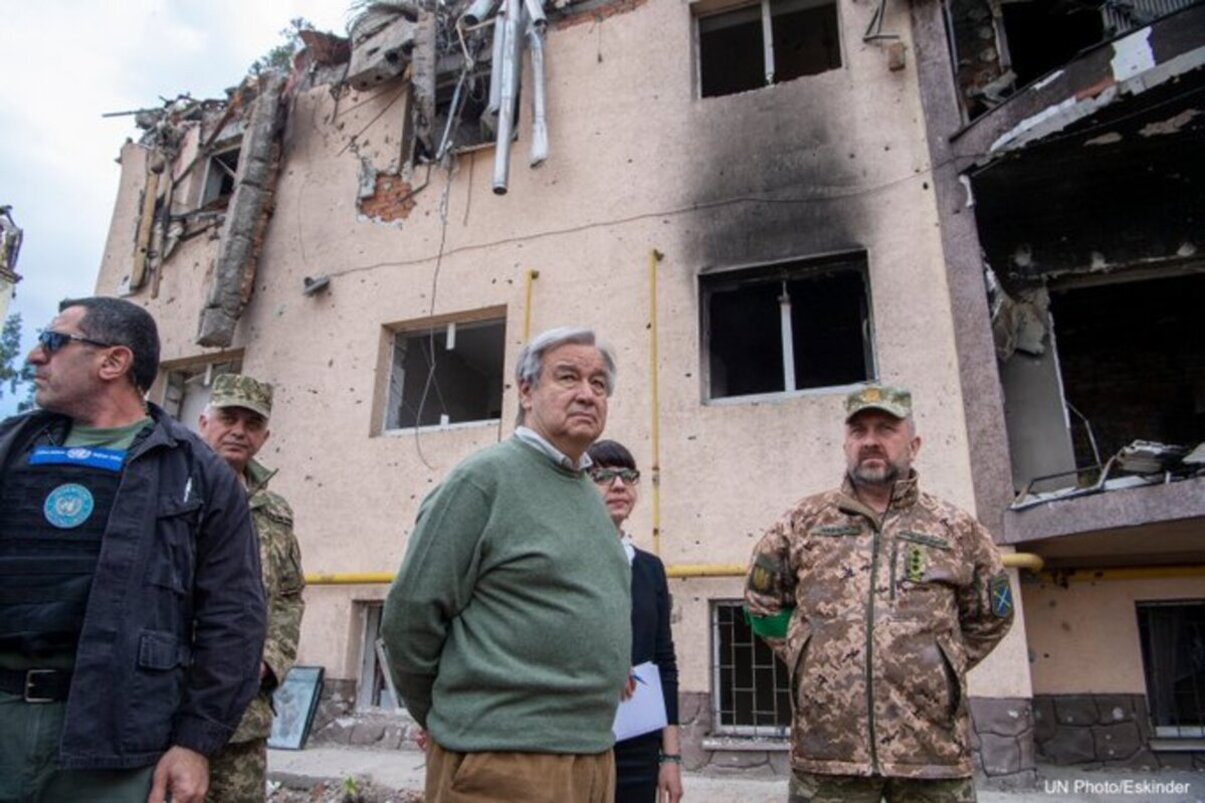 «Зеленскиймен кездесуде Киевке бомба түсті» - БҰҰ Бас хатшысы (ФОТО, ВИДЕО)