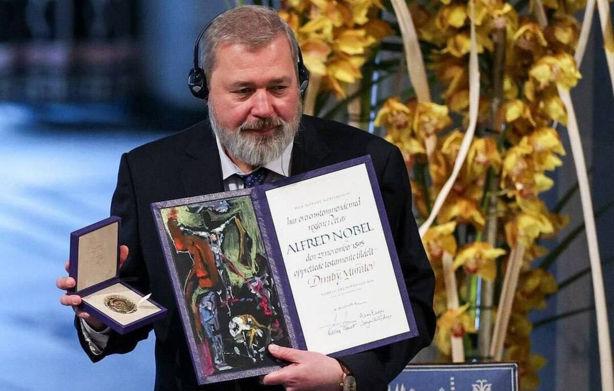 Ресей журналисі Нобель сыйлығын рекордтық бағаға сатып жіберді