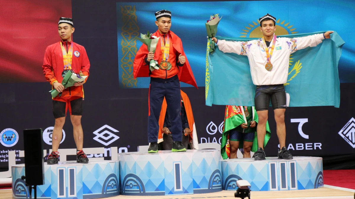 Ерасыл Омаров ауыр атлетикадан Азия чемпионатында қола медаль алды