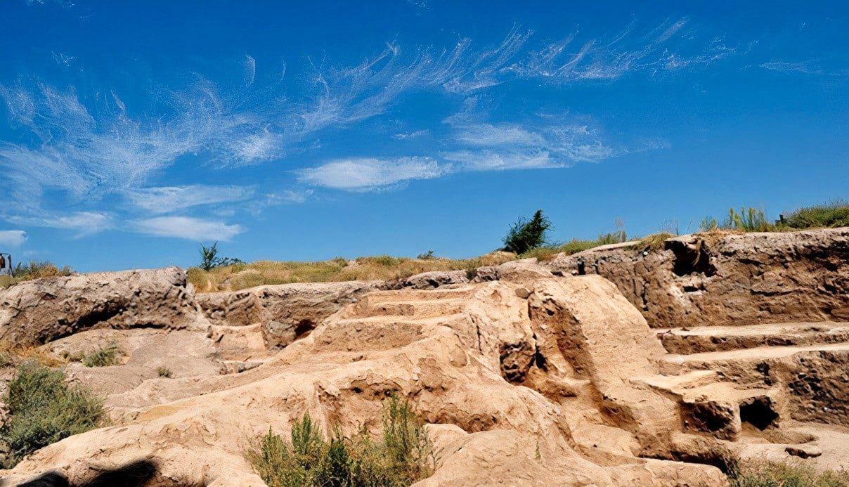 Өзбекстанда тұрғын археологиялық ескерткішті қиратып тастаған