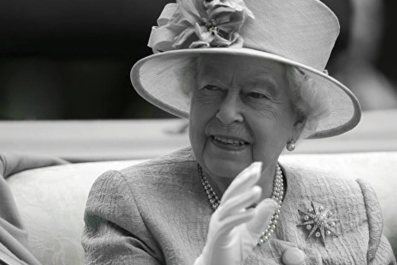Ұлыбритания патшайымы Елизавета II қайтыс болды