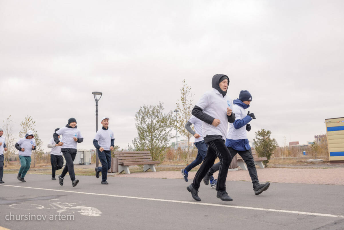 Сайлау-2022: Астанада Нұрлан Әуесбаевтың сайлауалды штаб қызметкерлері марафон өткізді