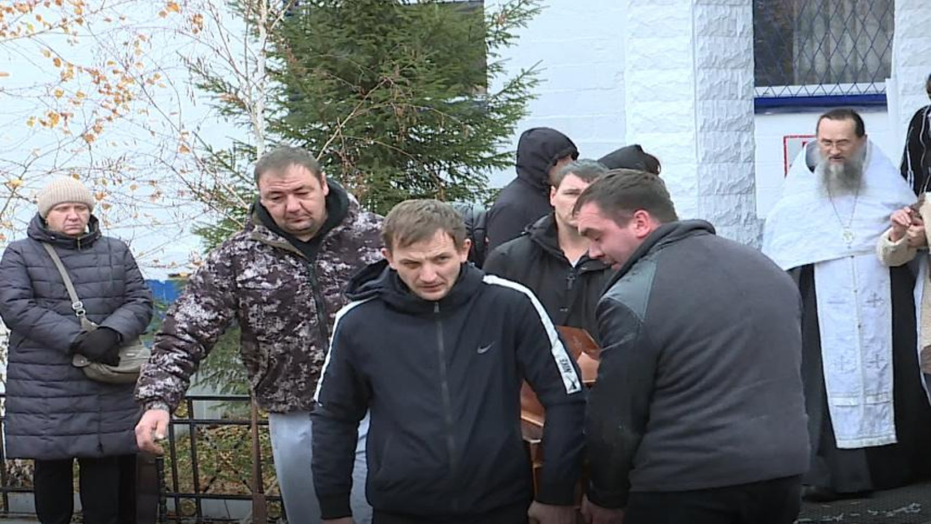 Шахтинск қаласында қаза тапқан кеншілерді ақтық сапарға шығарып салды