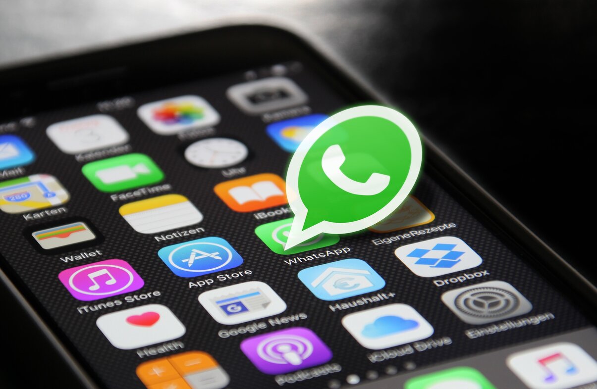 WhatsApp-тағы топқа қосылғандар 13 млн теңгесінен айырылды