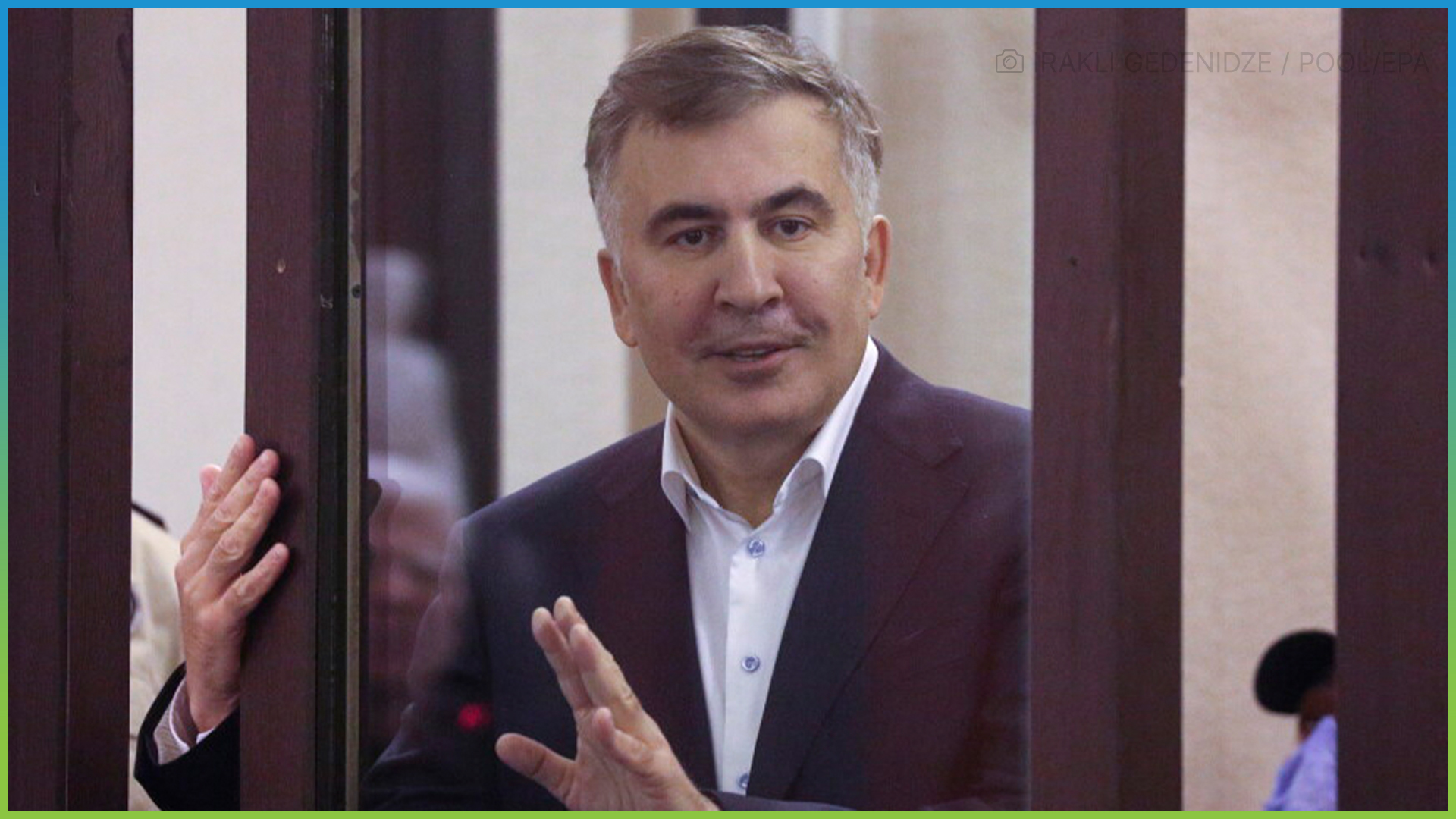 «Қозғала алмаймын»: Саакашвили Макронға хат жазды
