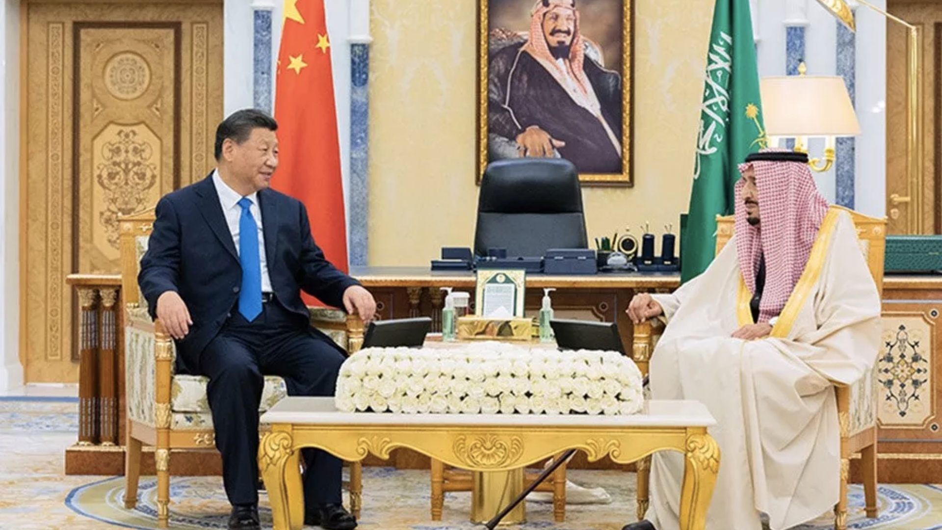 Қытай мен Сауд Арабиясы 30 млрд долларлық келісімге қол қойды