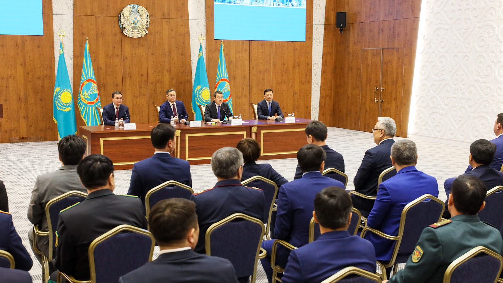 Әлихан Смайылов Астананың жаңа әкіміне тапсырма берді