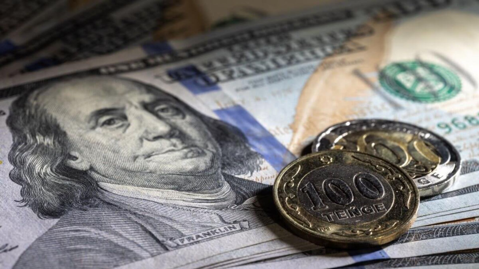 Доллар қайта қымбаттады: 28 наурыздағы валюта бағамы