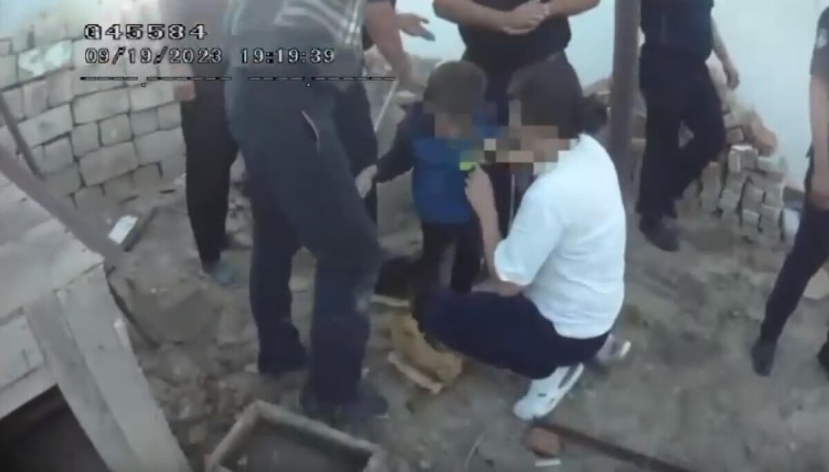 Атырау облысында 5 жастағы бала кәріз құдығына құлап кетті (ВИДЕО)