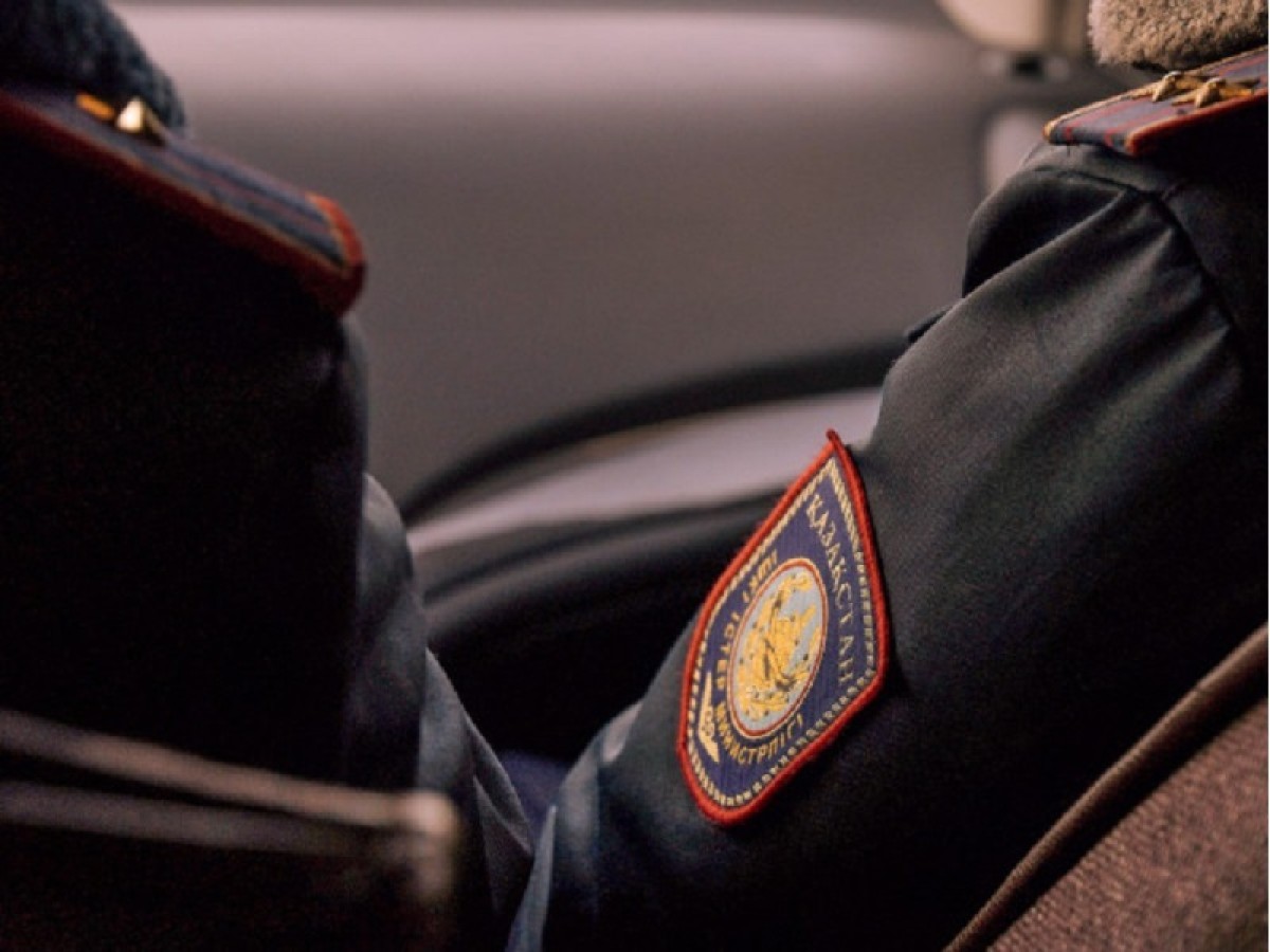 Астанада полиция қызметкері алаяқтық жасады деген күдікке ілінді