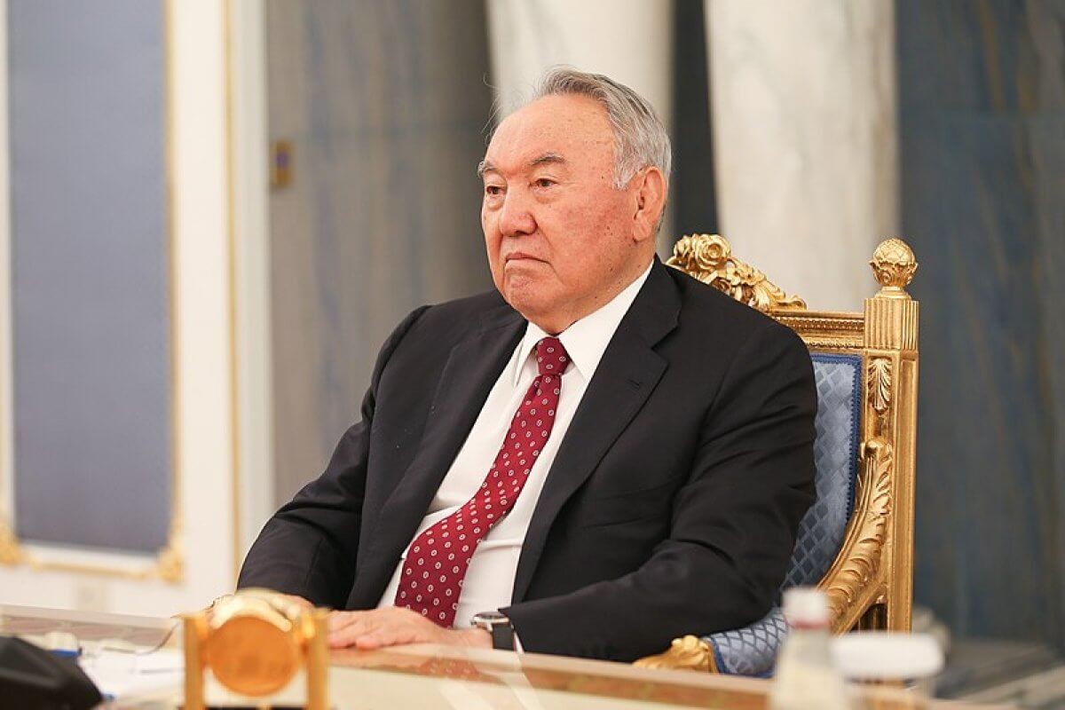 Назарбаев қоры қаза тапқан кеншілердің отбасыларына 50 млн теңге бөлді