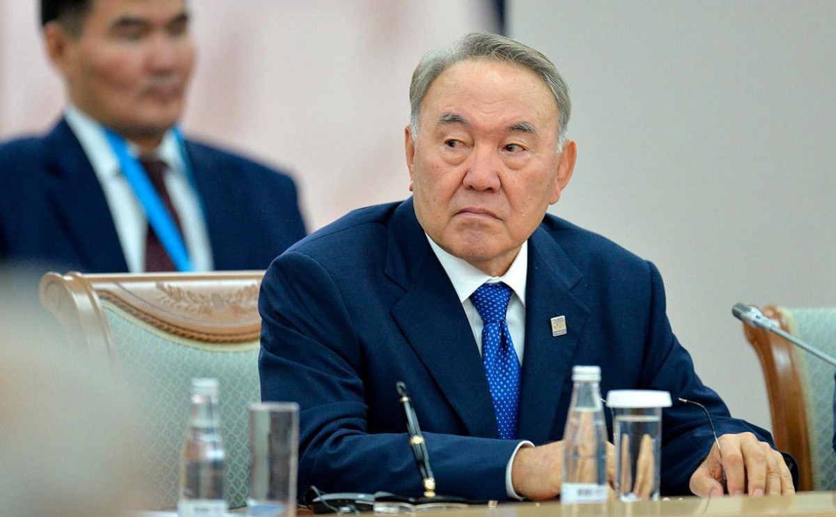 Назарбаев пен оның отбасында қандай артықшылықтар қалды – министр жауабы