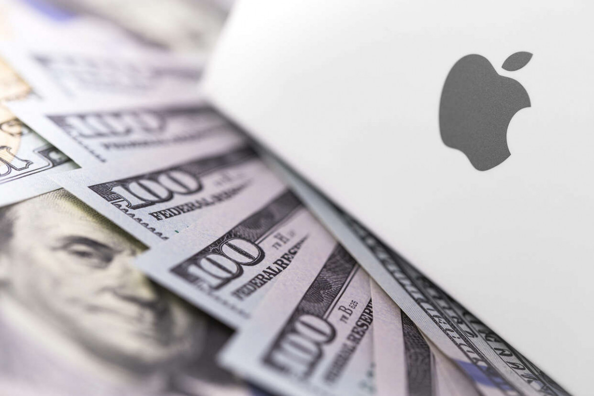 Apple компаниясы iPhone пайдаланушыларына 30 доллардан береді