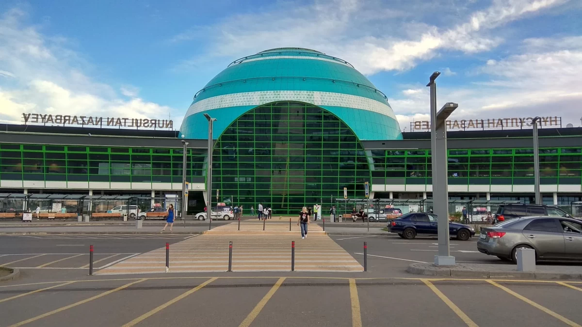 Астана әуежайында 11 рейс кешіктіріліп, үш рейс тоқтатылды