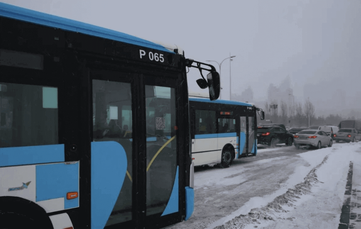 Астанада қала маңына қатынайтын бірнеше автобус уақытша тоқтатылды