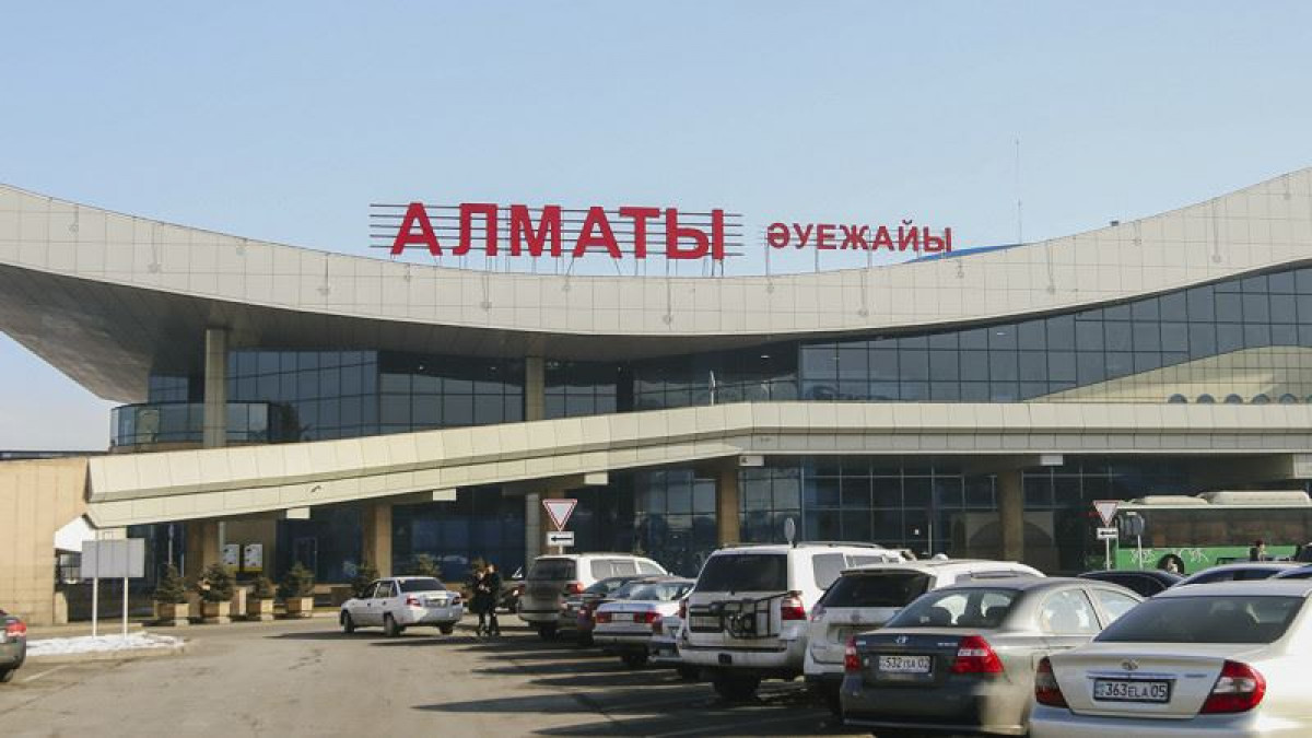 Алматы халықаралық әуежайында рейстер тағы кешігіп жатыр
