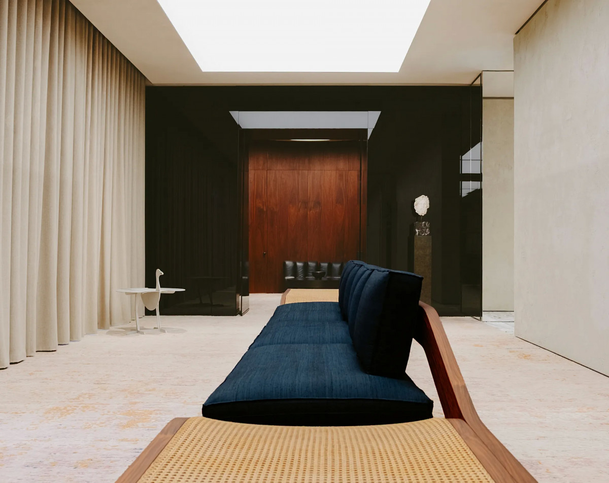 Saint Laurent Montaigne Adagp